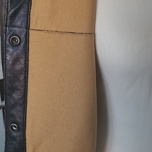 Brown Leather Jacket - Picture 5 of 7